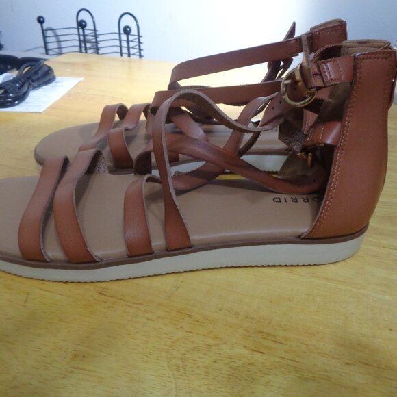 Torrid gladiator sandals Sz 13 NWT - Picture 4 of 7